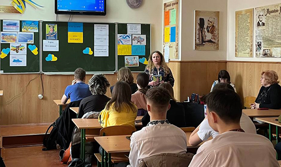 Зустріч з Олесею Козлишиною Зустріч з Олесею Козлишиною