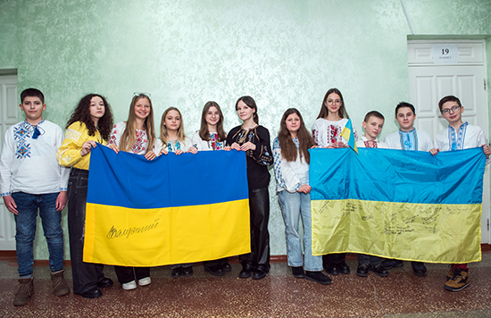 ����  ������� � ���� �����