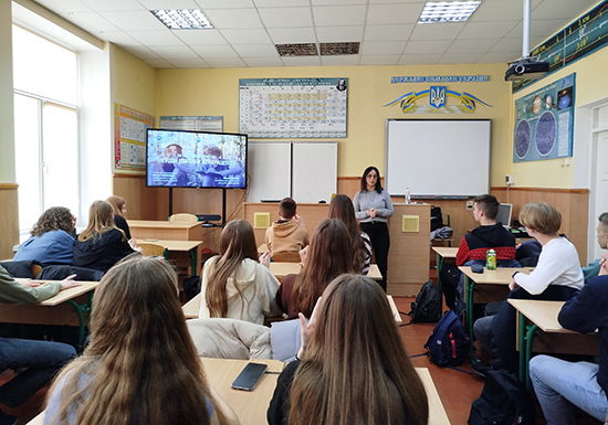 Не лише для дівчаток… Не лише для дівчаток…
