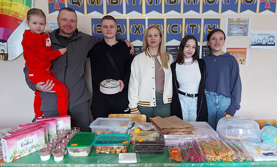 Великодній благодійний ярмарок Великодній благодійний ярмарок