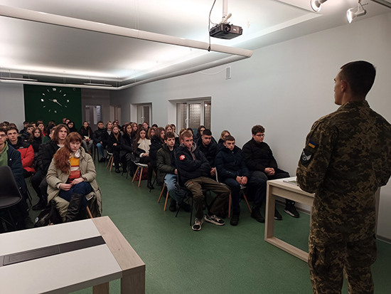 ���� �������